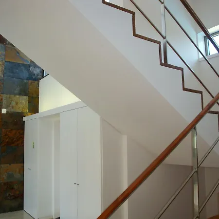 Villa Cip V5 Farol